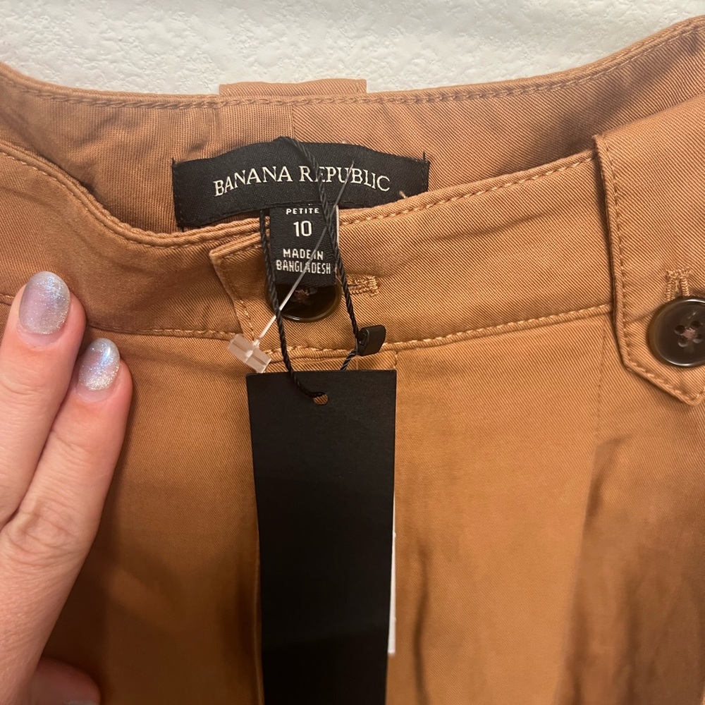 NWT Banana Republic | Brown Culottes | Pleated Cropped Pants | 10 Petite - Picture 4 of 5